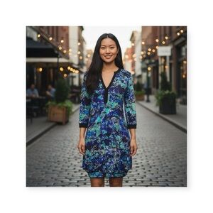 Parker 𑁍 Floral Silk V Neck Mini Dress 𑁍 Blue Hues Floral Print 𑁍 Small